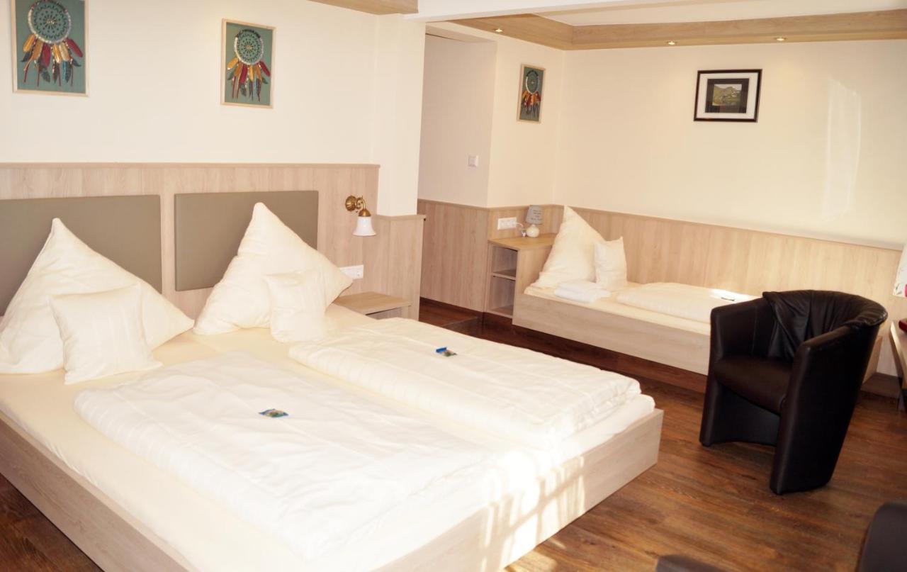 Hotel Gute Quelle Beilstein  Bagian luar foto