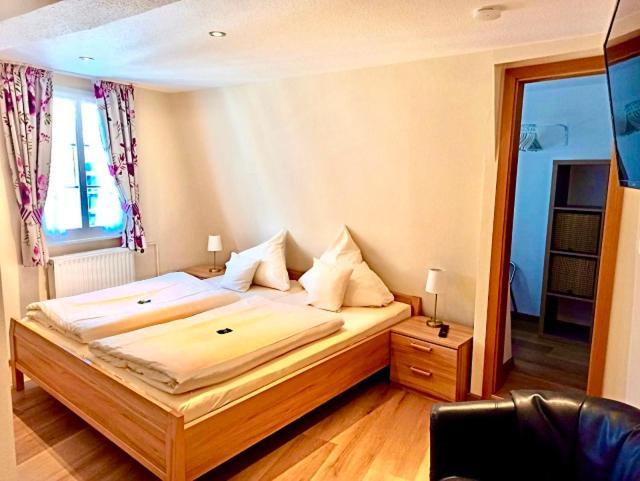 Hotel Gute Quelle Beilstein  Bagian luar foto